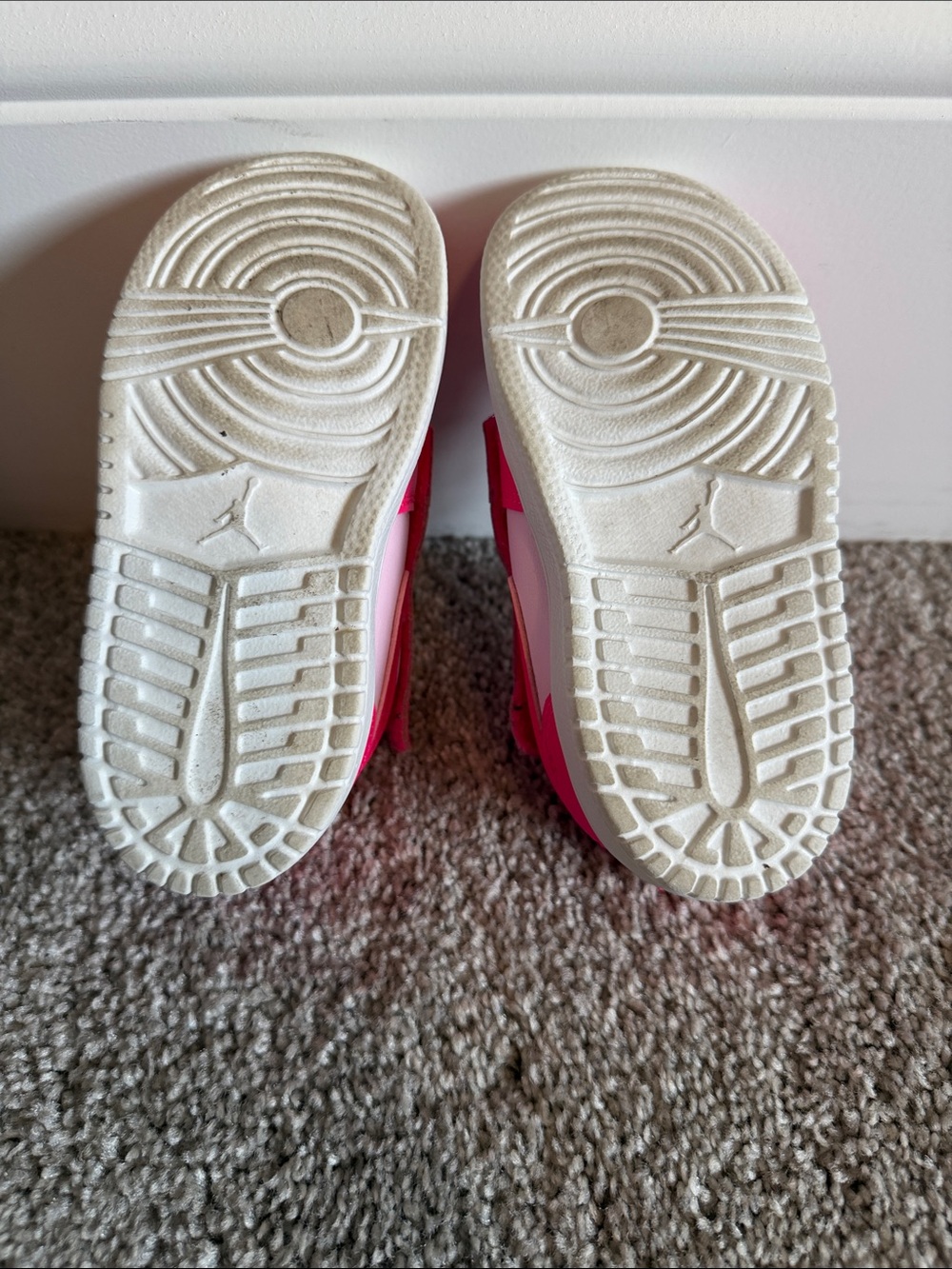 Jordan Nike Girls Easy On Snap Closure Sneakers Sz 8 - Picture 6 of 7
